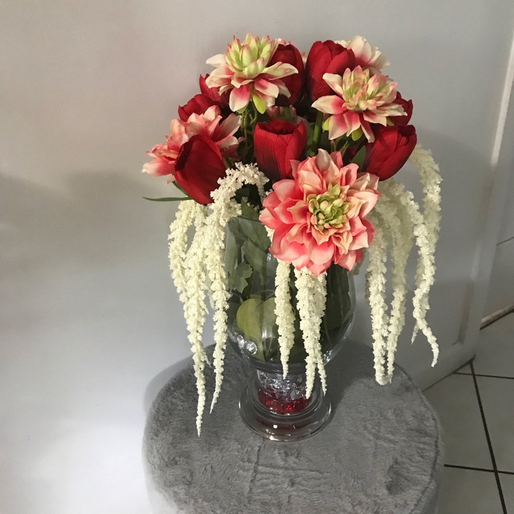 Center table decoration - Picture 8 of 11